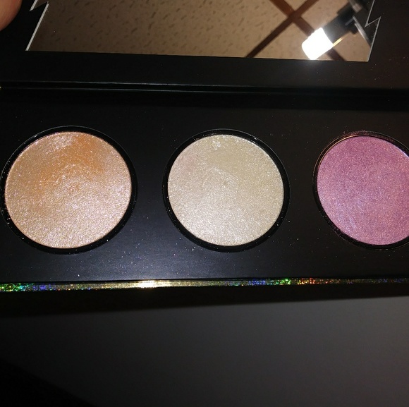 ***SOLD***Kat Von D Metal Crush Palette - Picture 7 of 7